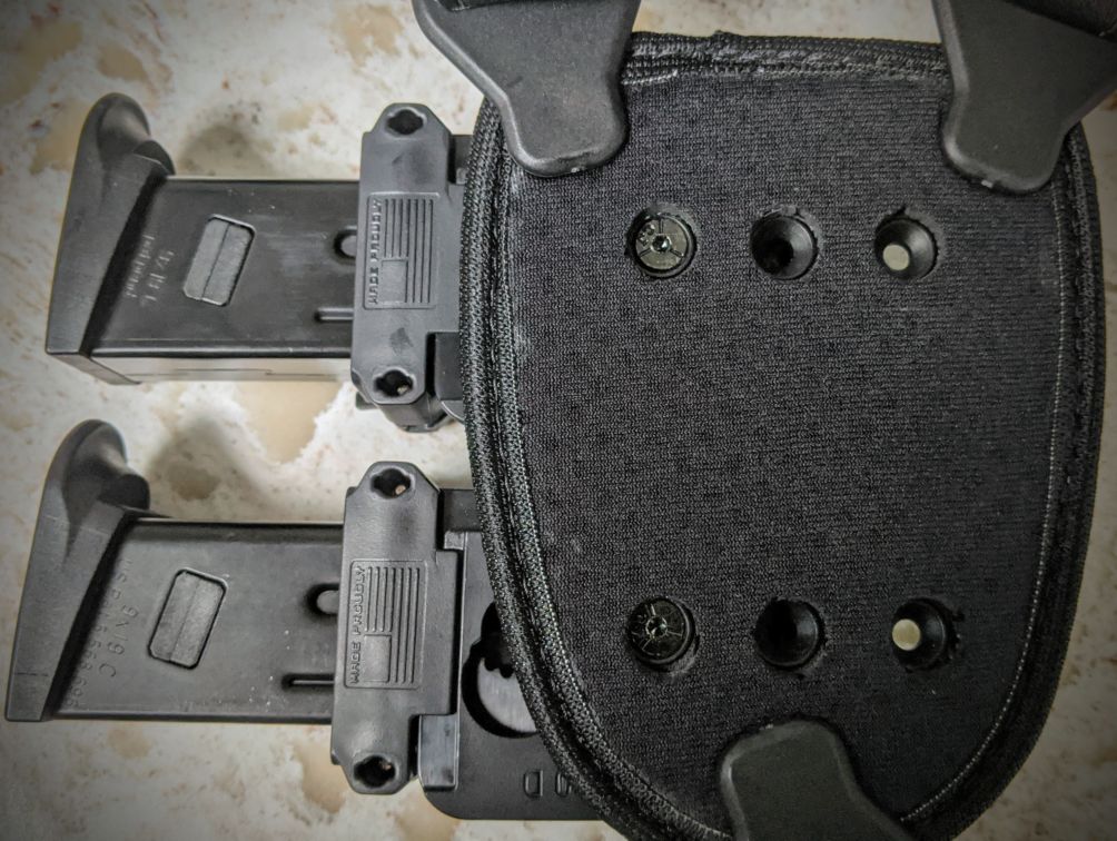 Alien Gear Should Holster interchangeable and modular cloak mag carriers