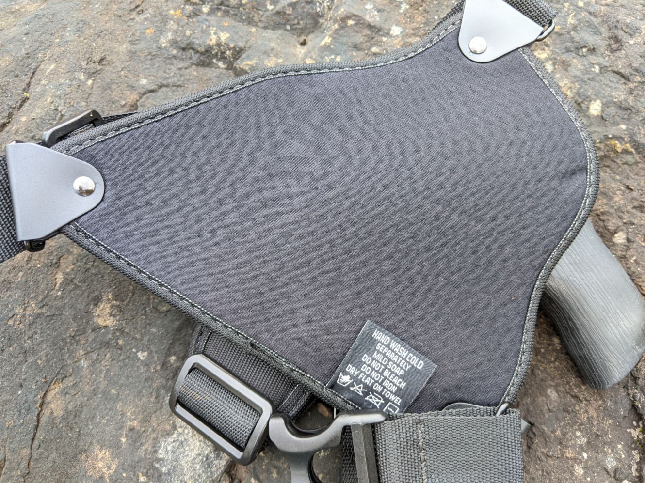 breathable Neoprene backing of the Alien Gear Cloak Chest Holster for the Chiappa Rhino 200DS