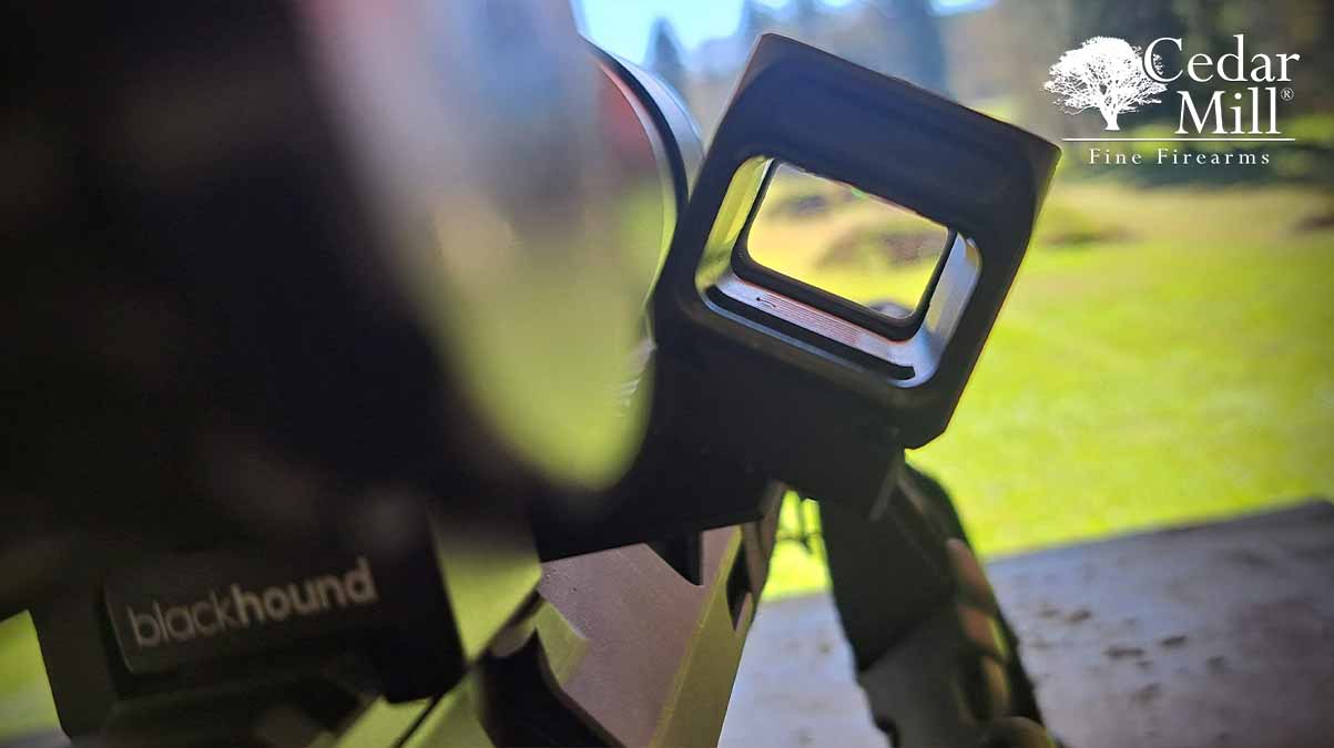 RFX45 Closed Emitter Green Dot Reflex Sight with Adapters and Mounts